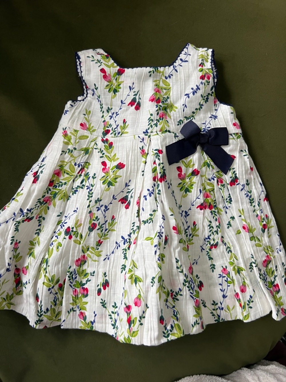 Like New Sarah Louise of England 🏴󠁧󠁢󠁥󠁮󠁧󠁿 baby dress - size 6 months